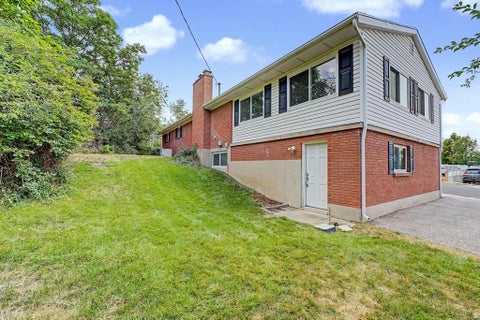 Tiny photo for 971 E 800 S, Bountiful, UT 84010 (MLS # 2178150)