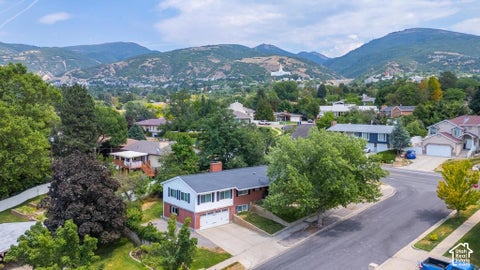 Tiny photo for 971 E 800 S, Bountiful, UT 84010 (MLS # 2178150)