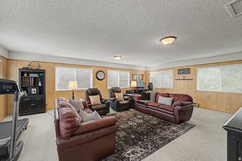 Tiny photo for 971 E 800 S, Bountiful, UT 84010 (MLS # 2178150)