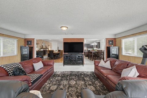 Tiny photo for 971 E 800 S, Bountiful, UT 84010 (MLS # 2178150)