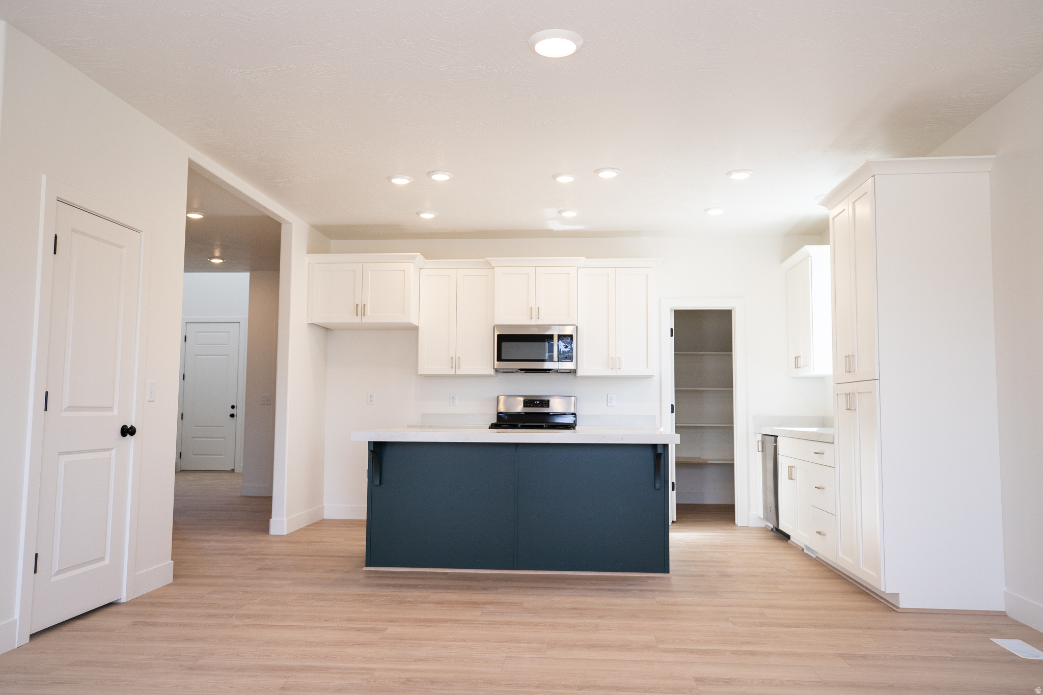 PARKWAY FIELDS SINGLES 2 - Residential