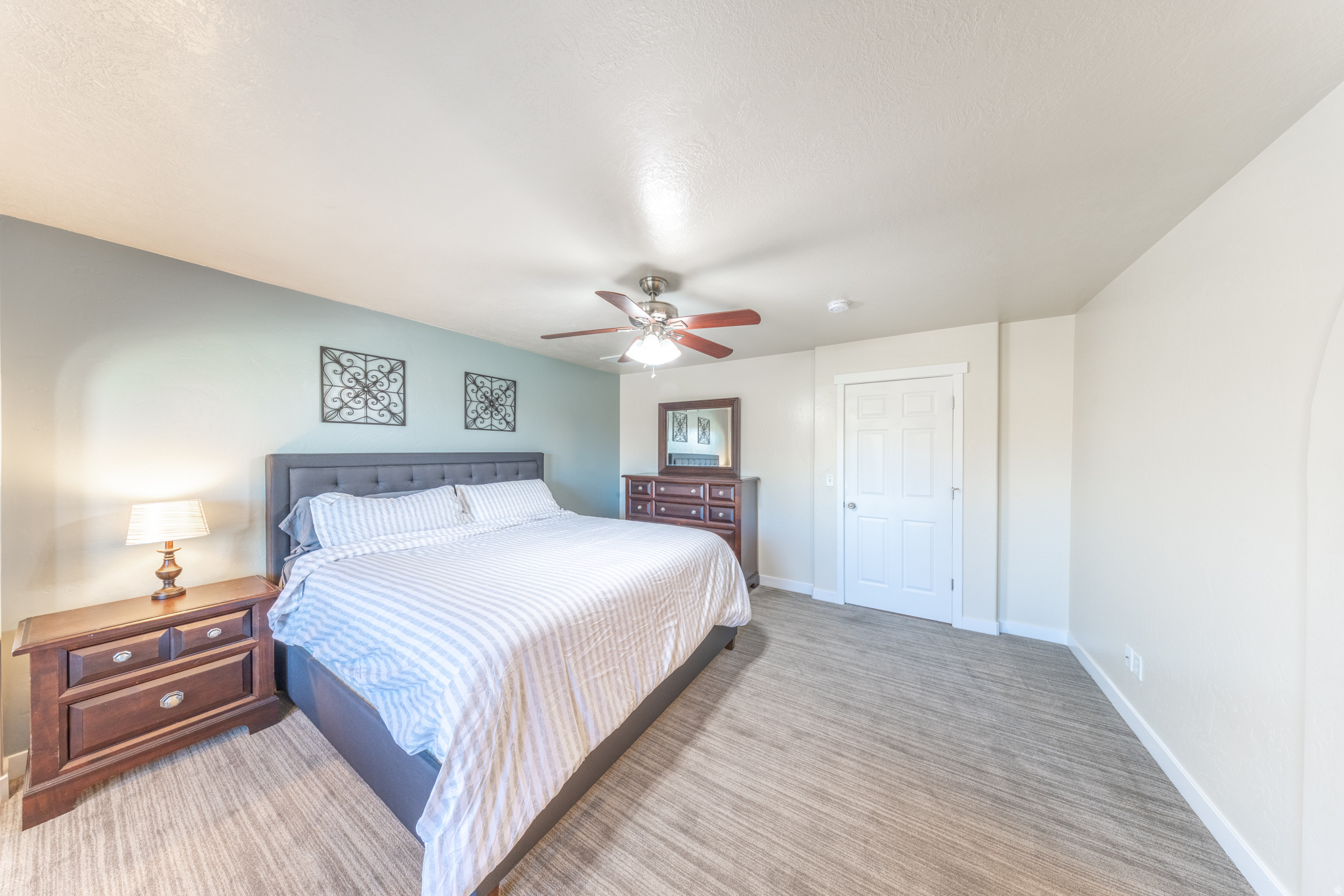 HUNTERS CREEK - Residential