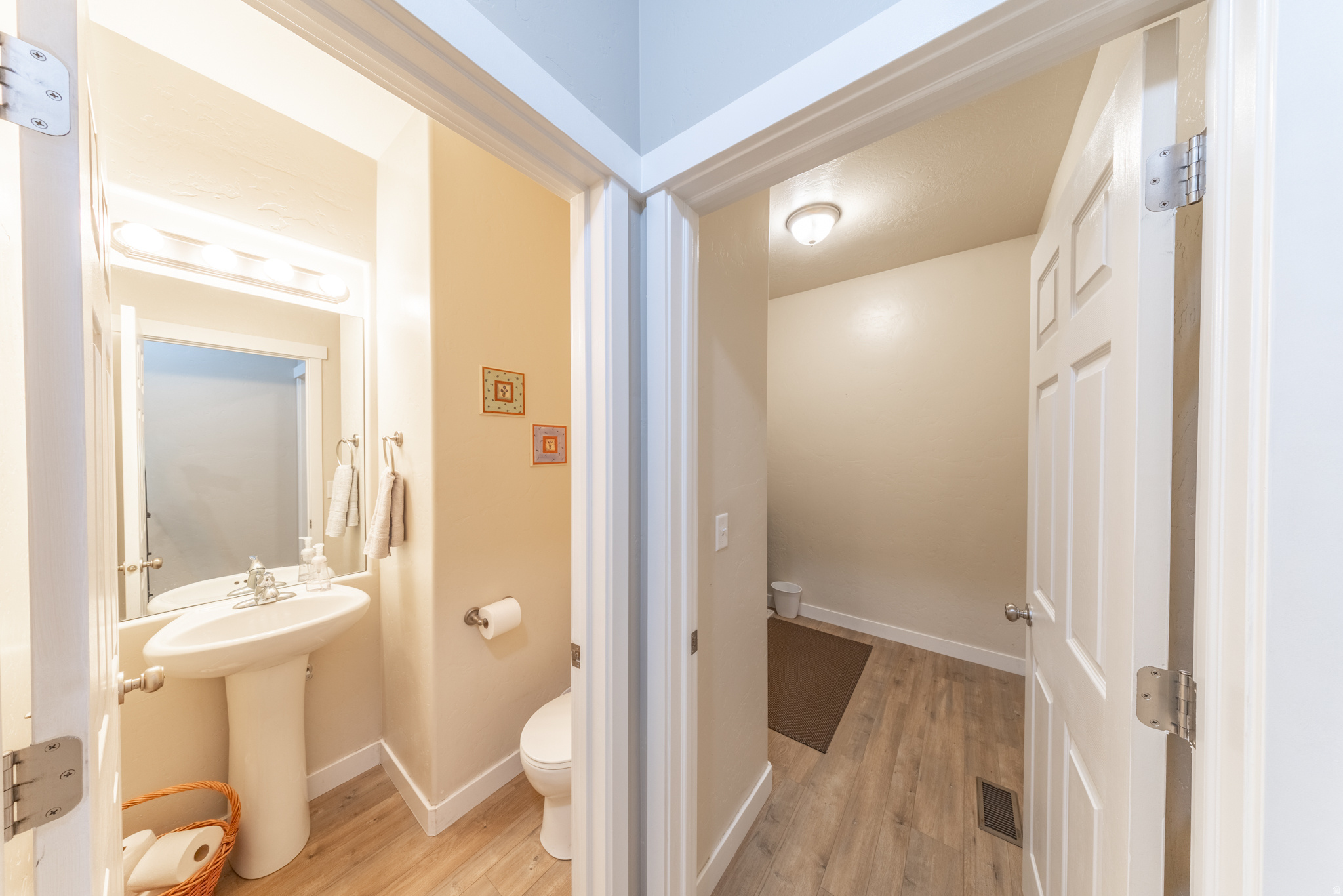 HUNTERS CREEK - Residential