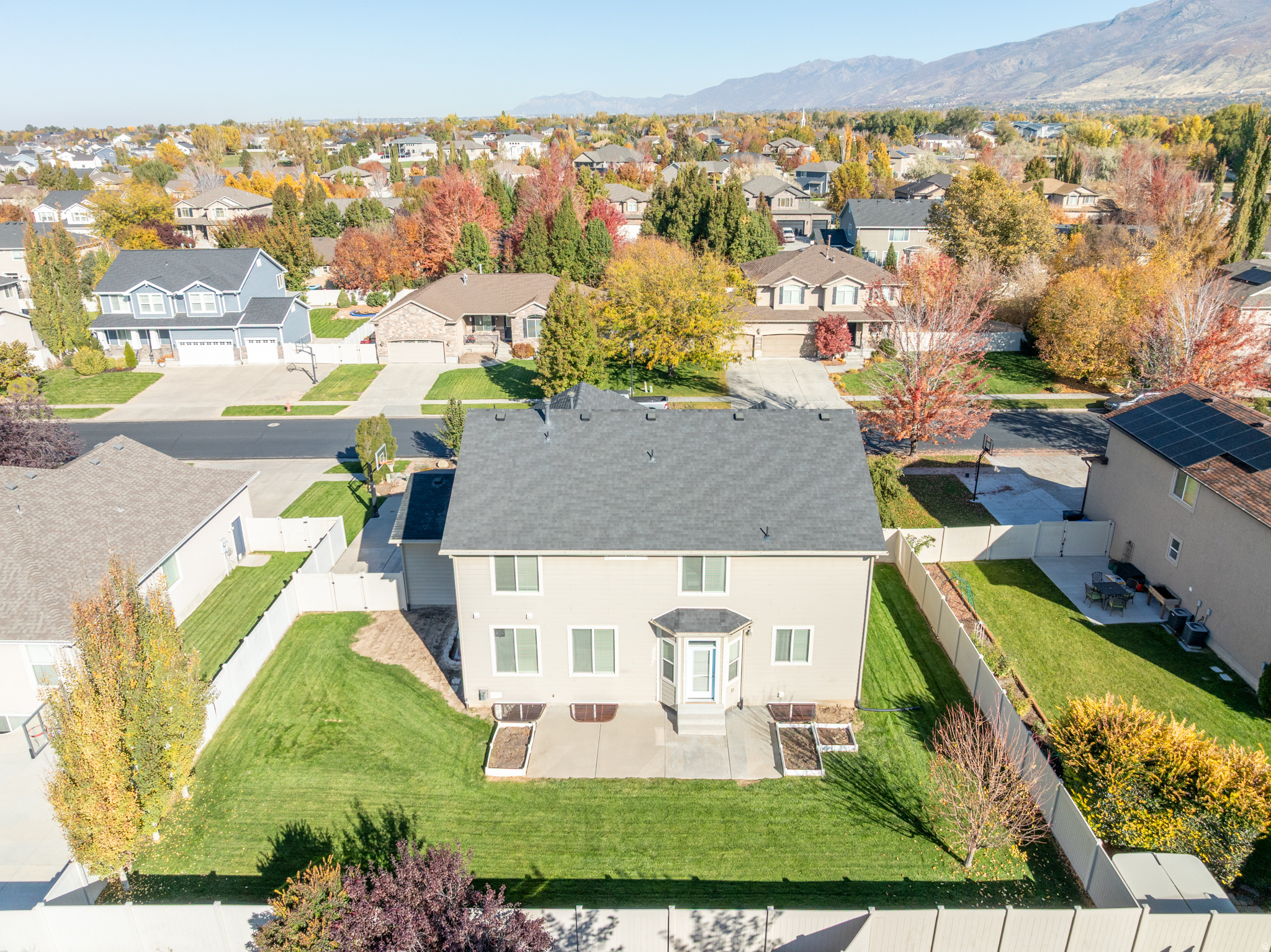 HUNTERS CREEK - Residential