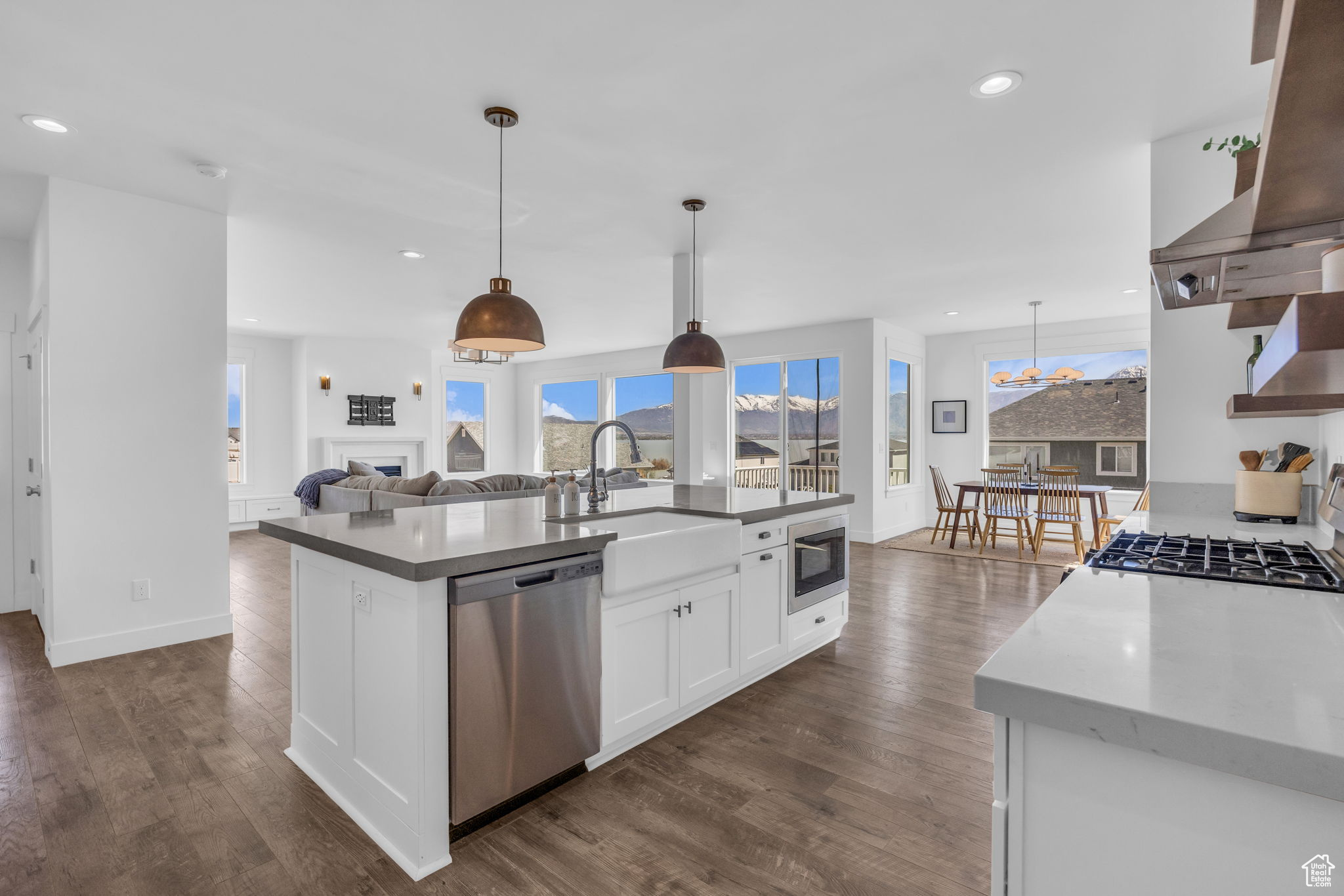 MALLARD BAY - Residential