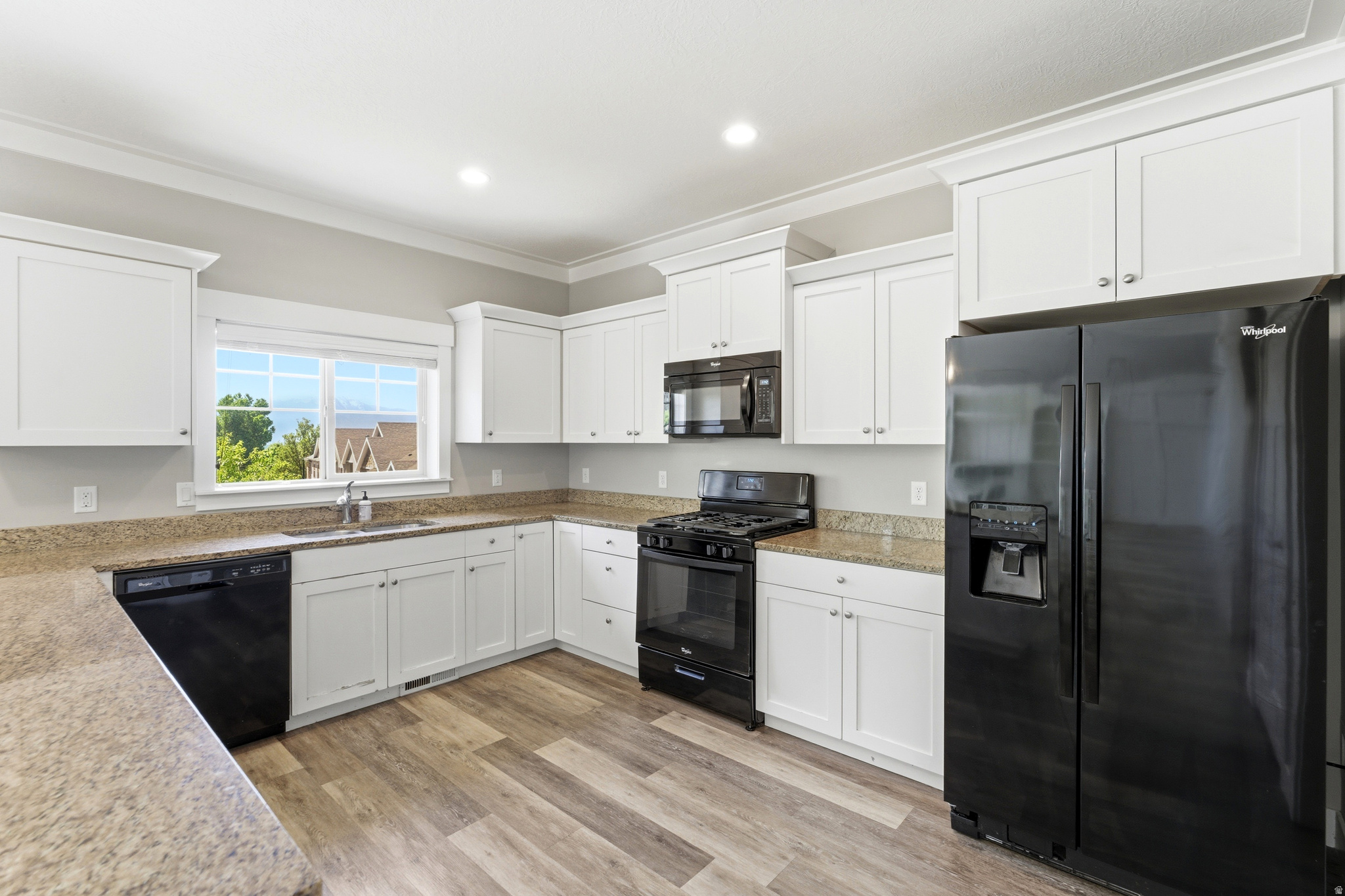 ASPEN SUMMIT AT SUNRIDGE HILLS - Residential
