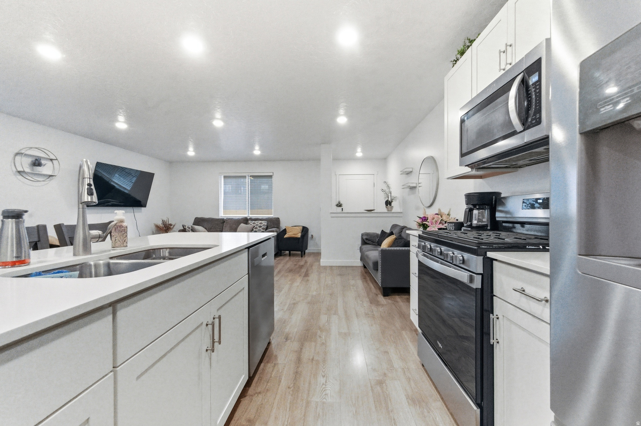 LITTLEVALLEYGATEWAY - Residential