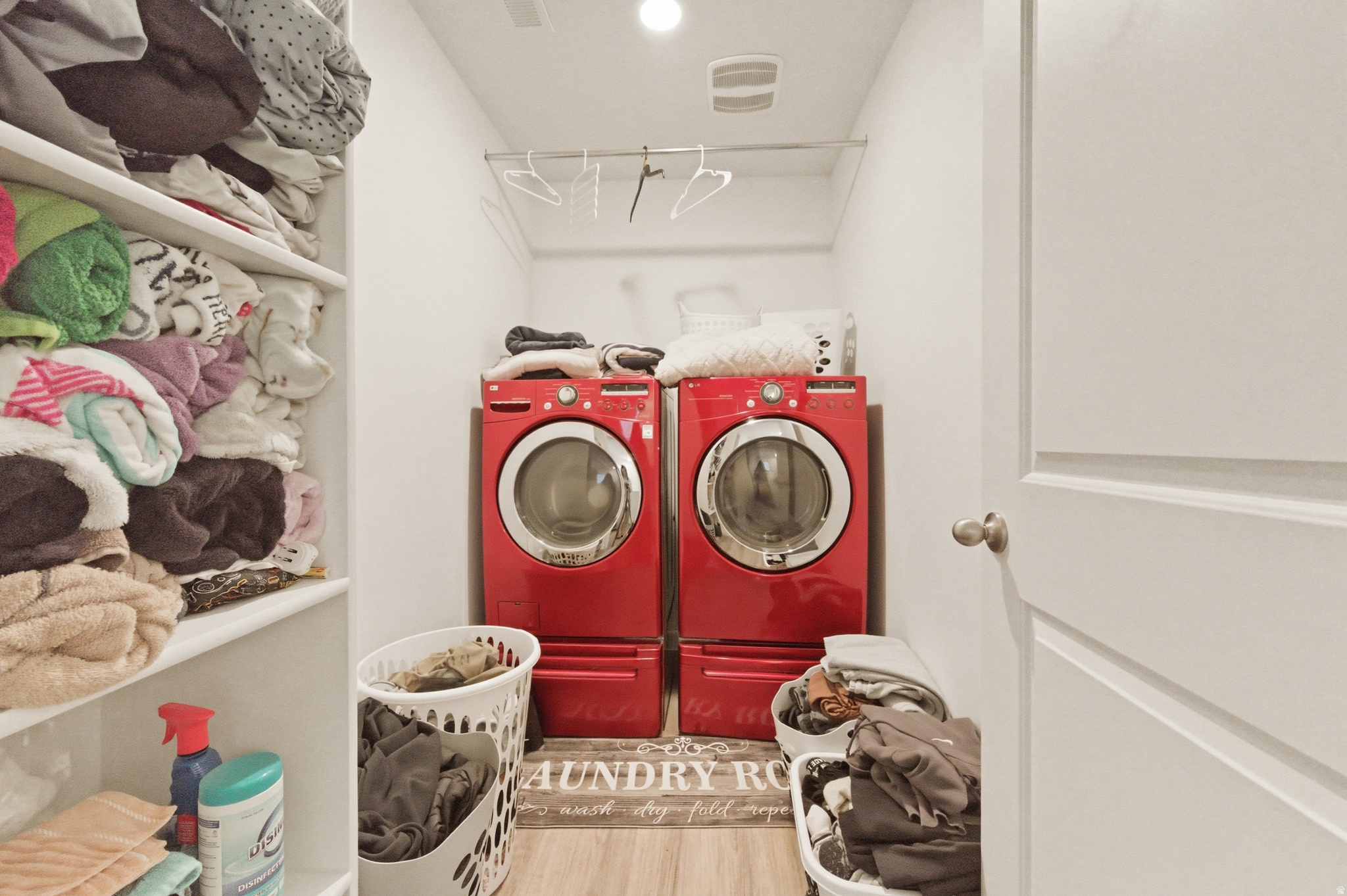 LITTLEVALLEYGATEWAY - Residential