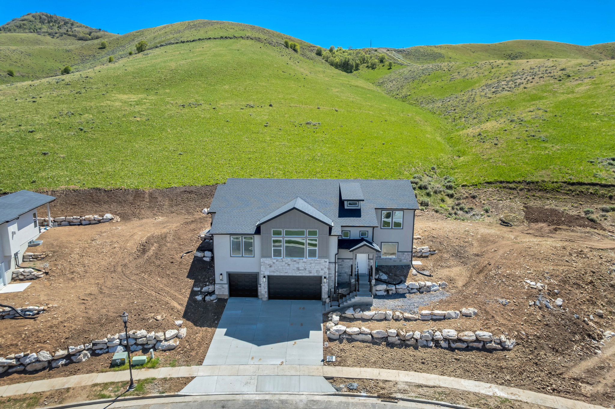 DEER HOLLOW PHS 7 - Residential