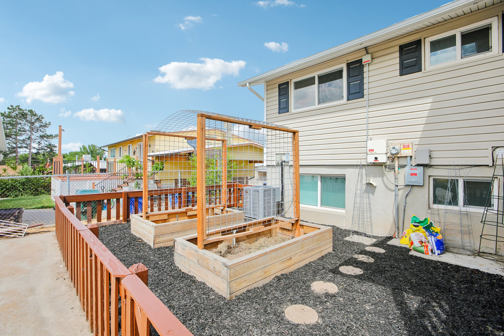 COPPER HILL - Residential