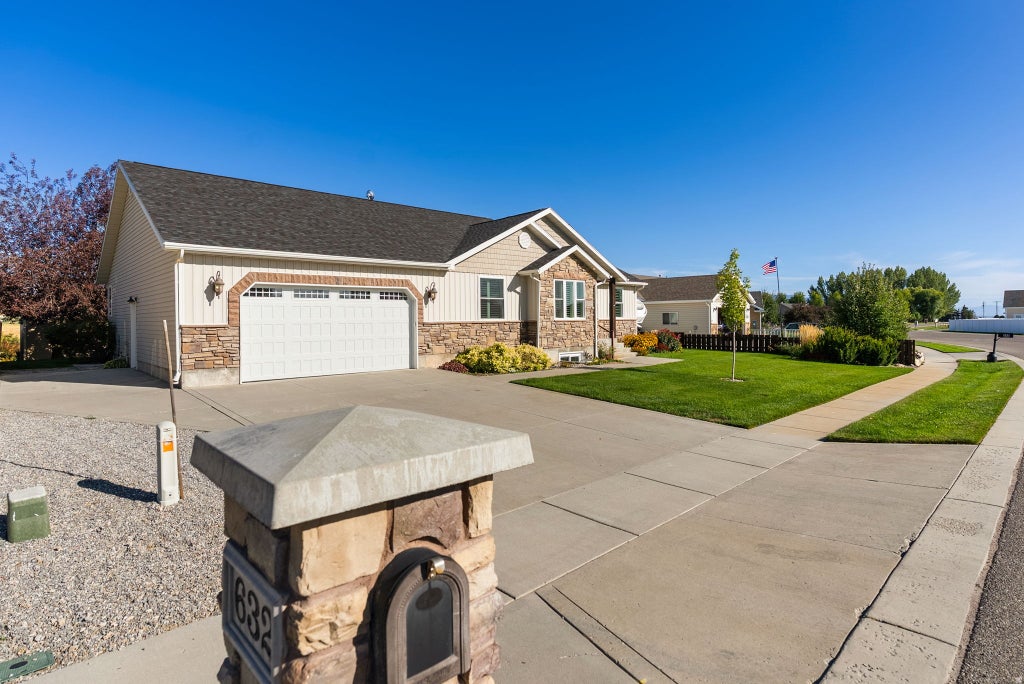 Photo of 632 S 800 E, Preston, ID 83263 (MLS # 2185969)