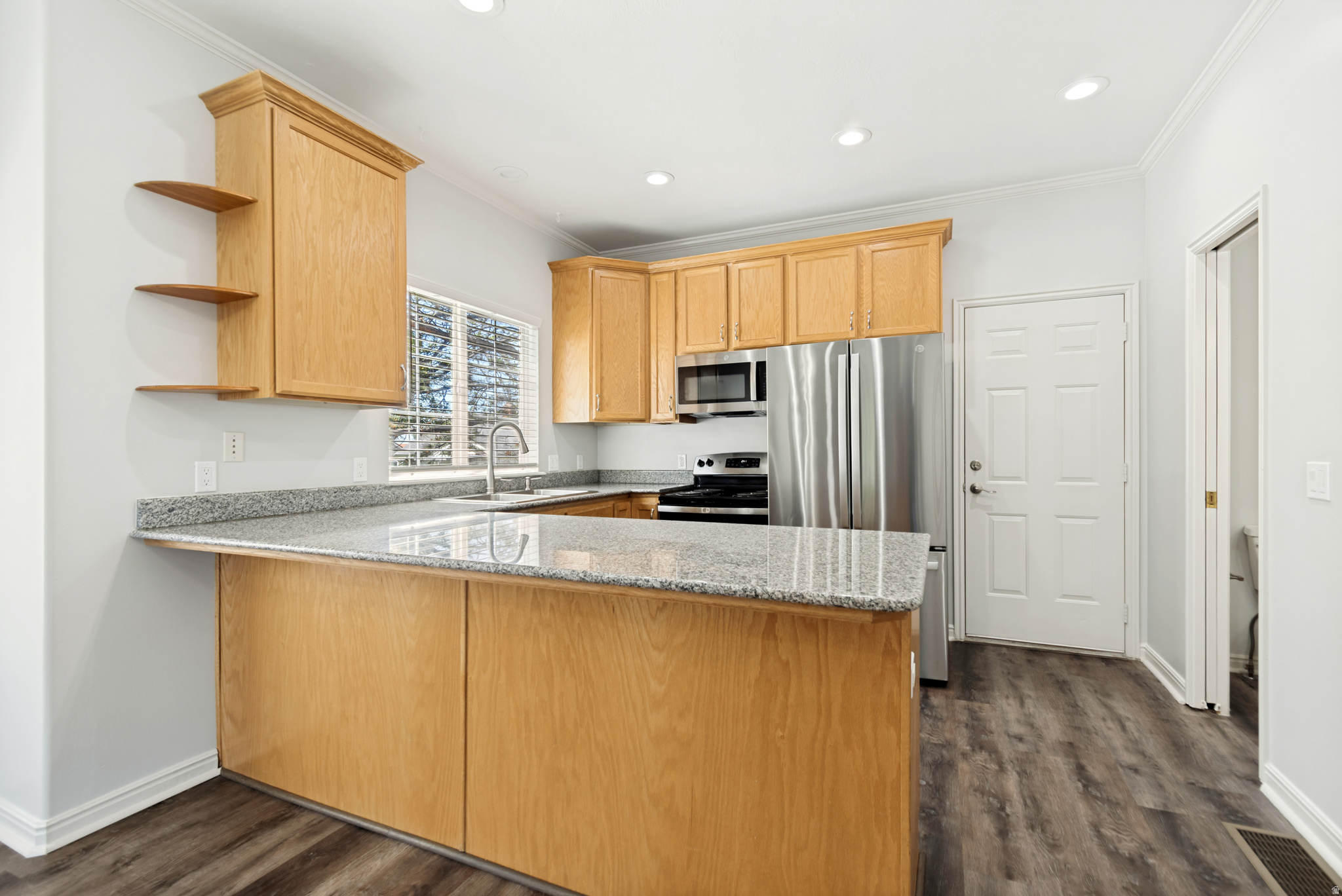 ABBY CONDO - Residential