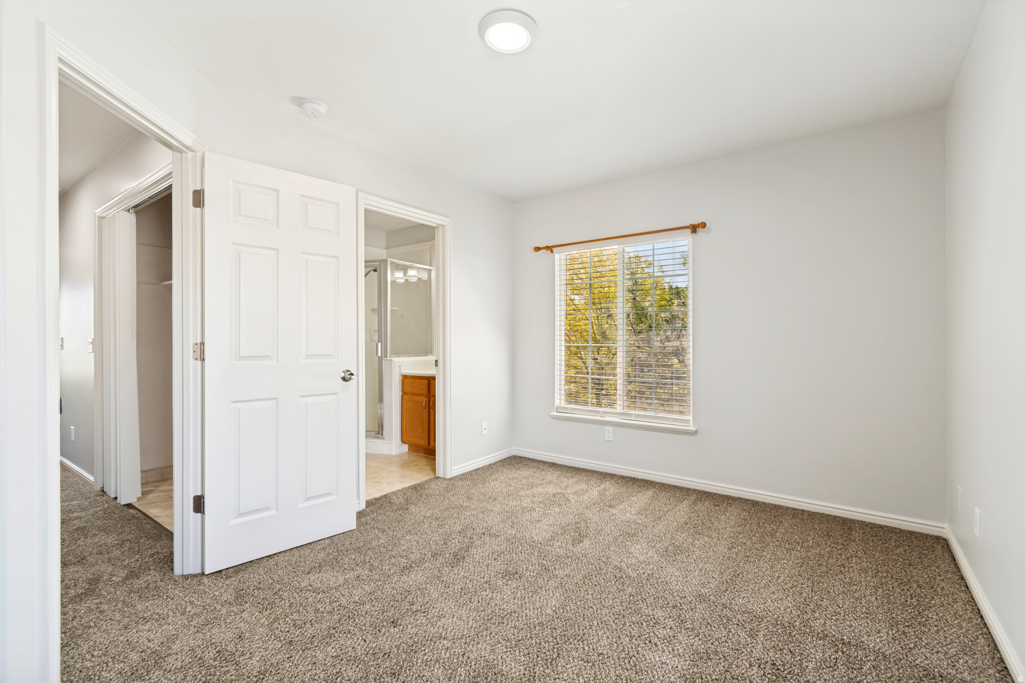 ABBY CONDO - Residential