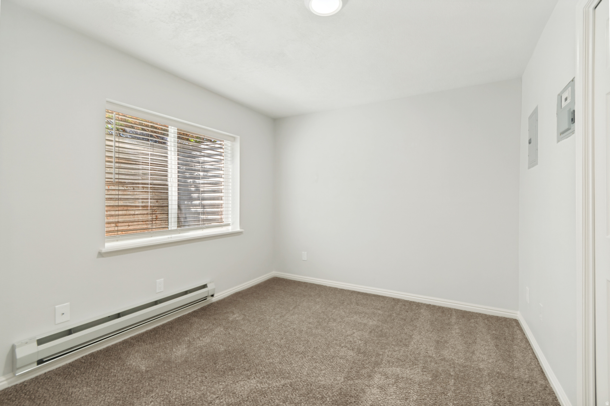 ABBY CONDO - Residential