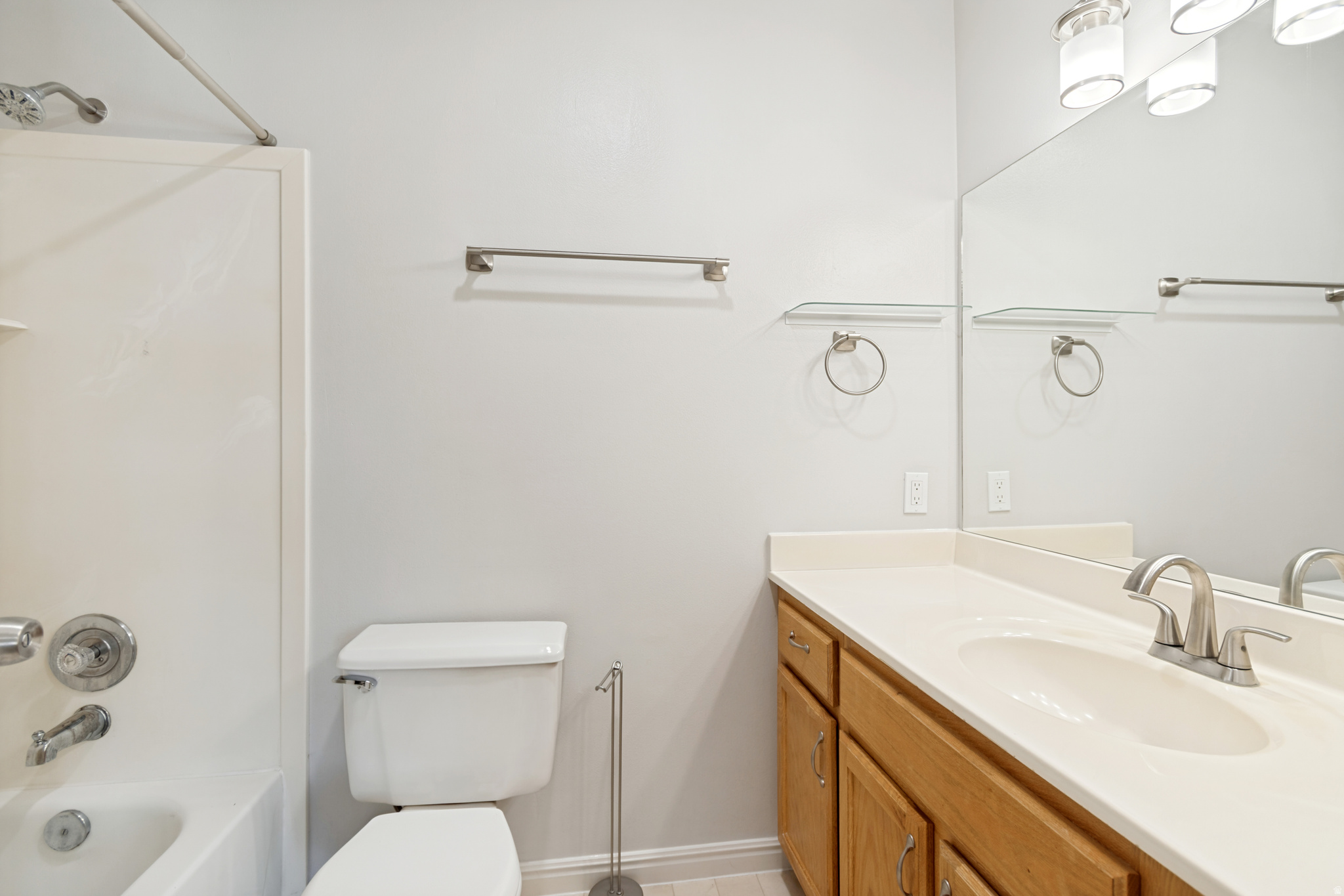ABBY CONDO - Residential
