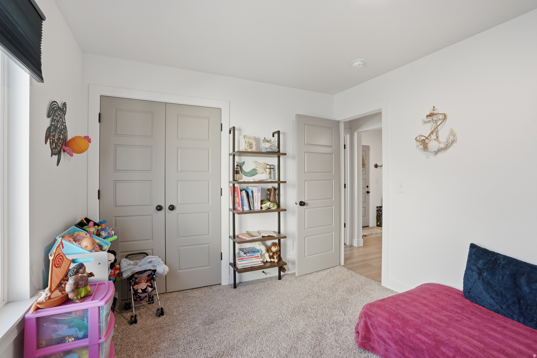 EAGLE POINT - Residential