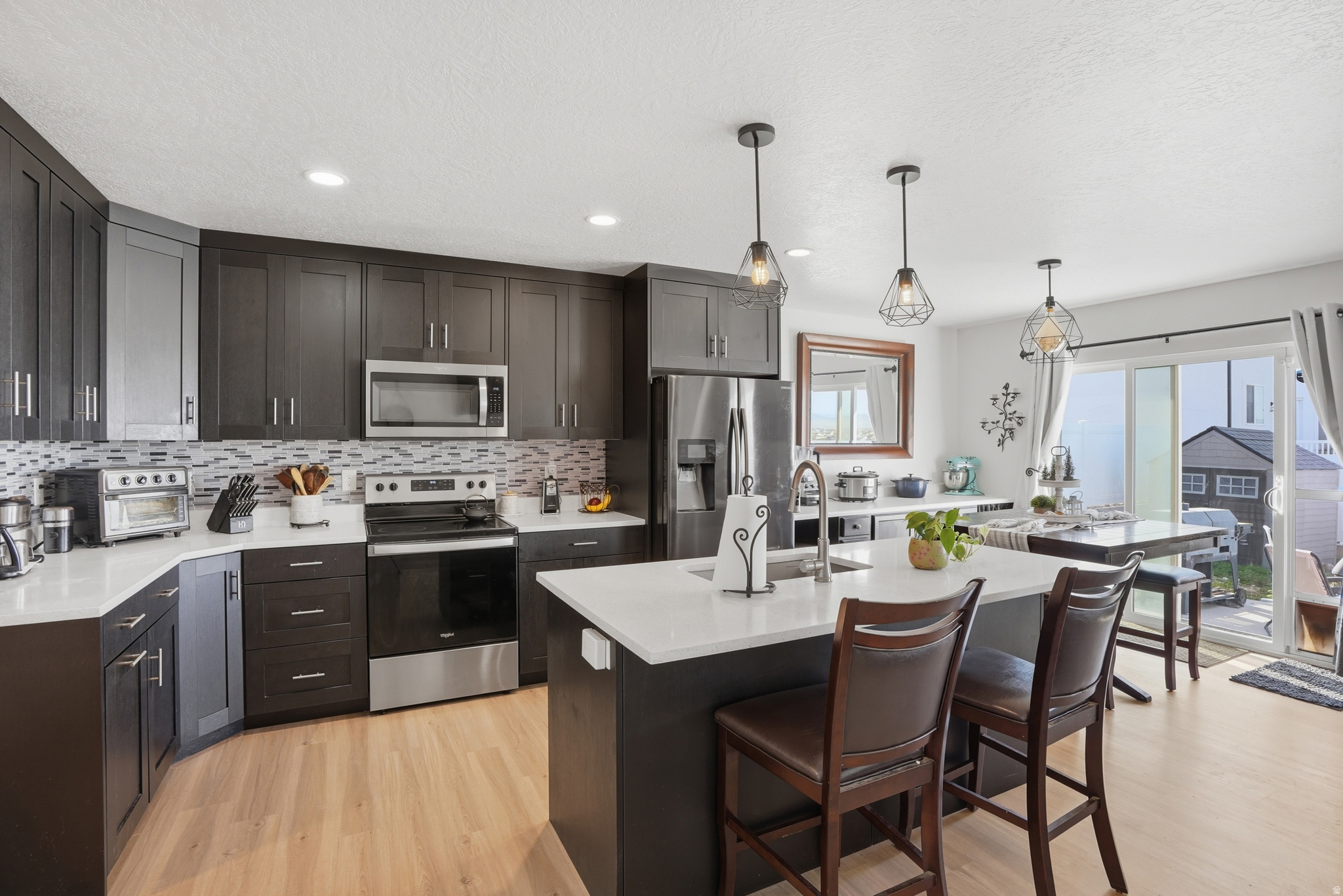 EAGLE POINT - Residential