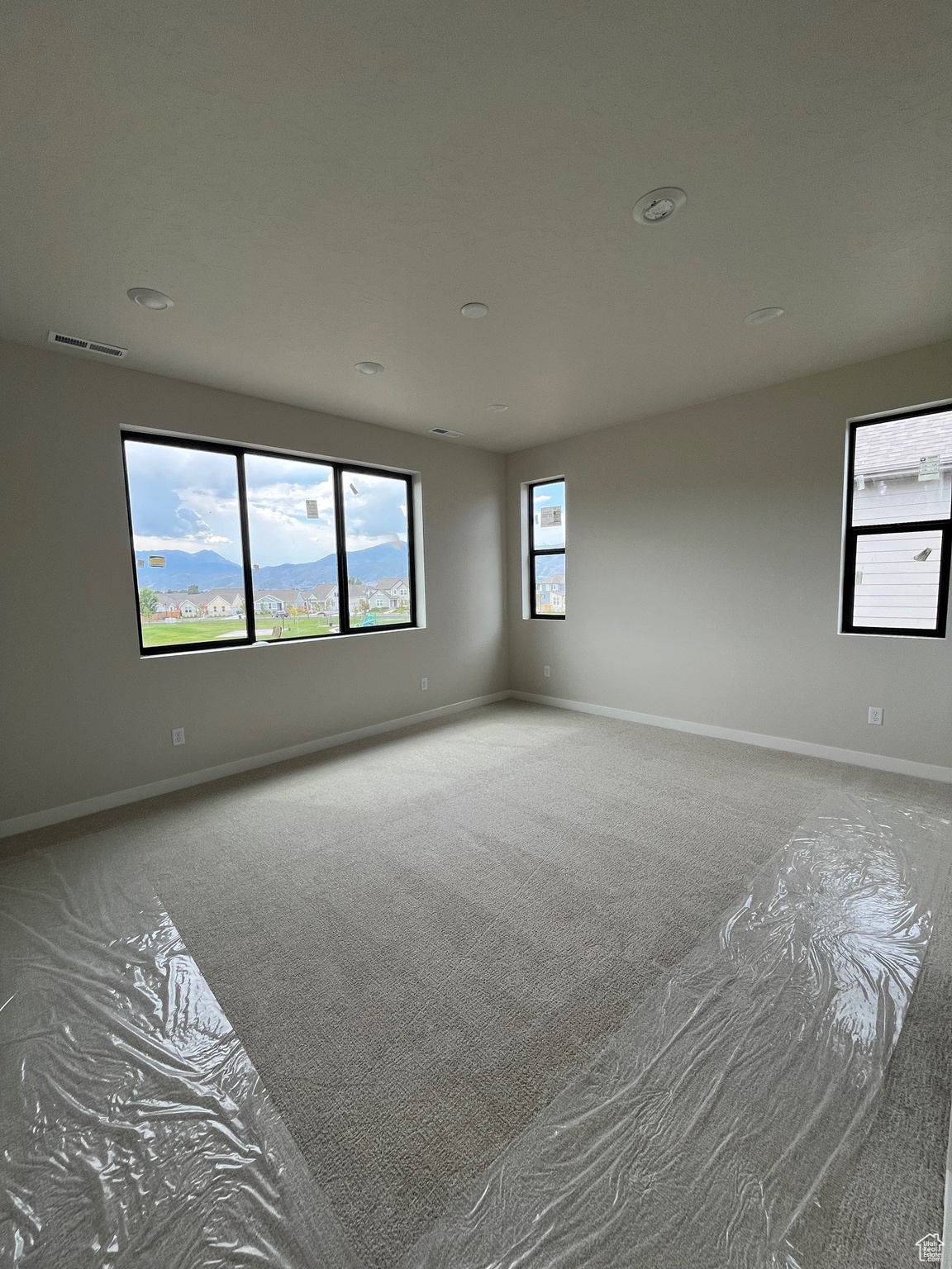 CROSSINGS AT LAKE CREEK - Residential