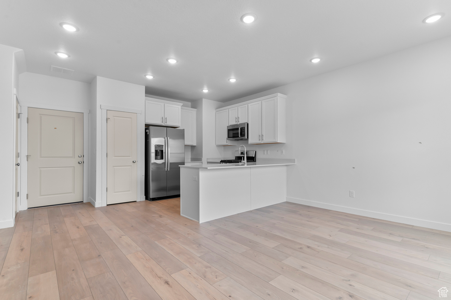 FRANCIS COMMON TOWNS 308 - Residential