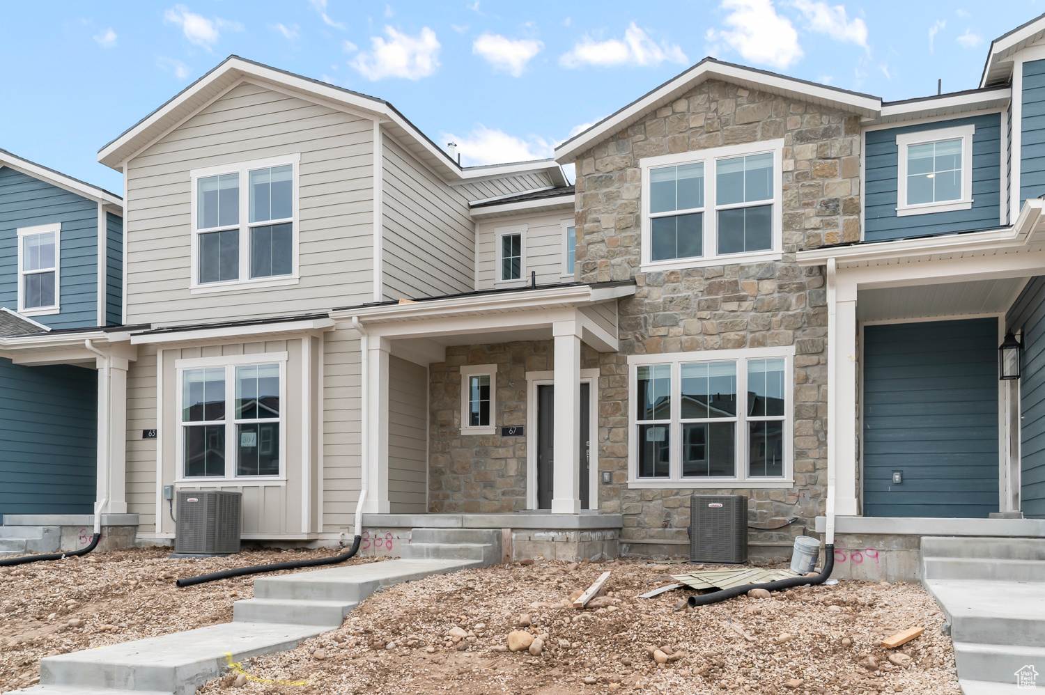 FRANCIS COMMON TOWNS 308 - Residential