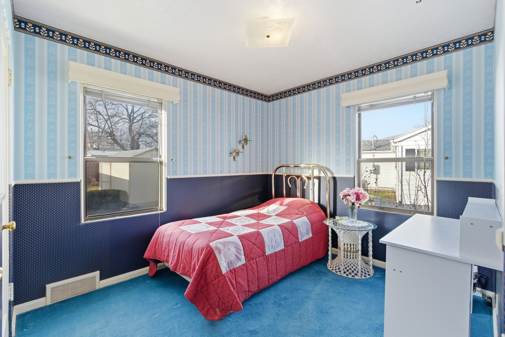 OQUIRRH HILLS - Residential