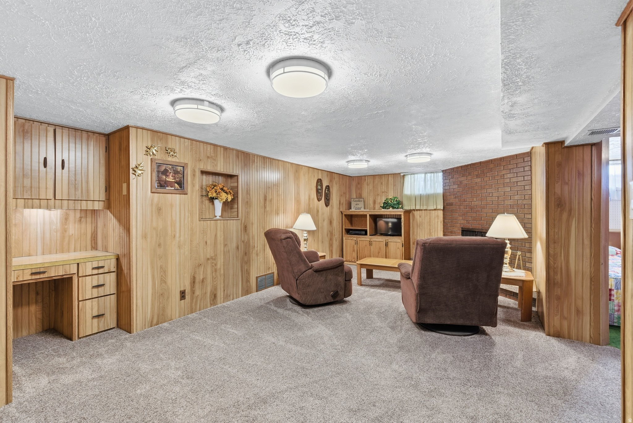 OQUIRRH HILLS - Residential