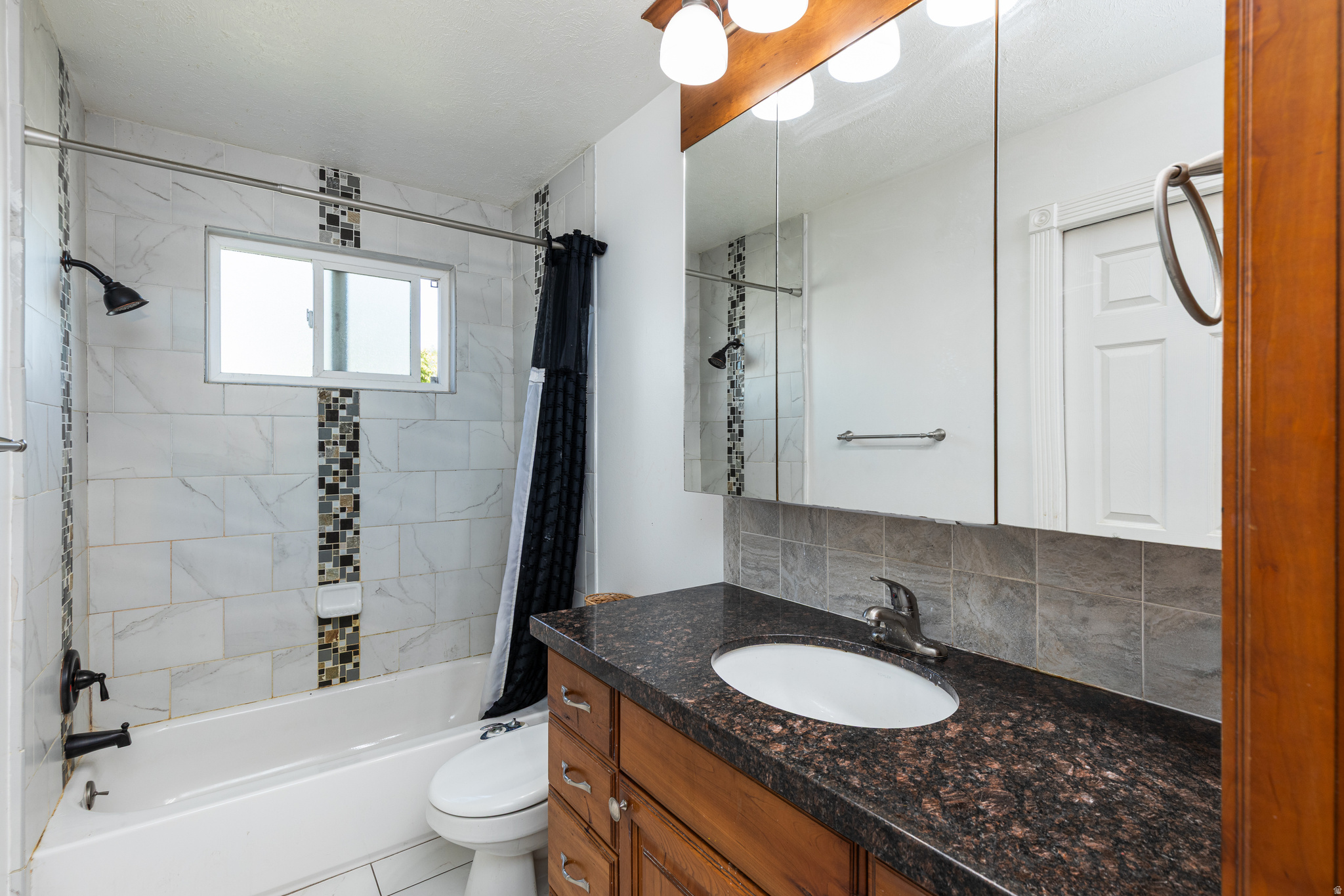 VISTA VIA PHASE 3 - Residential