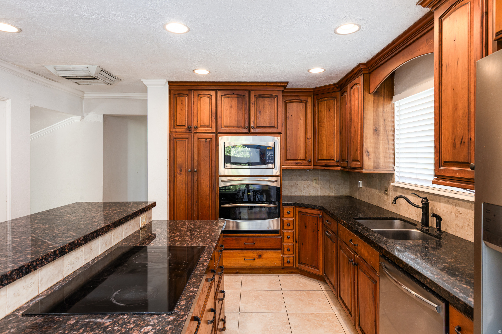 VISTA VIA PHASE 3 - Residential