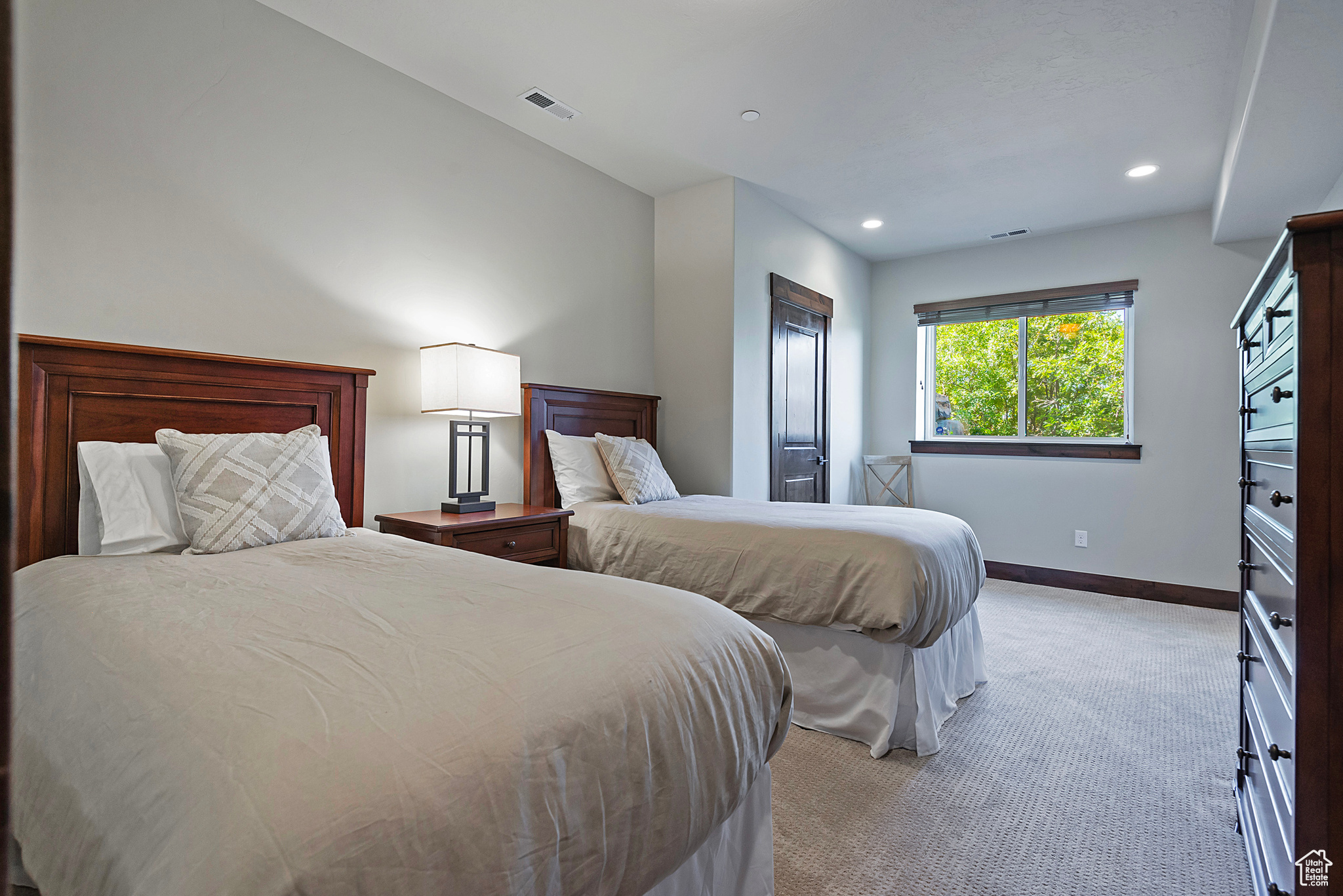 HIDEOUT CANYON - Residential