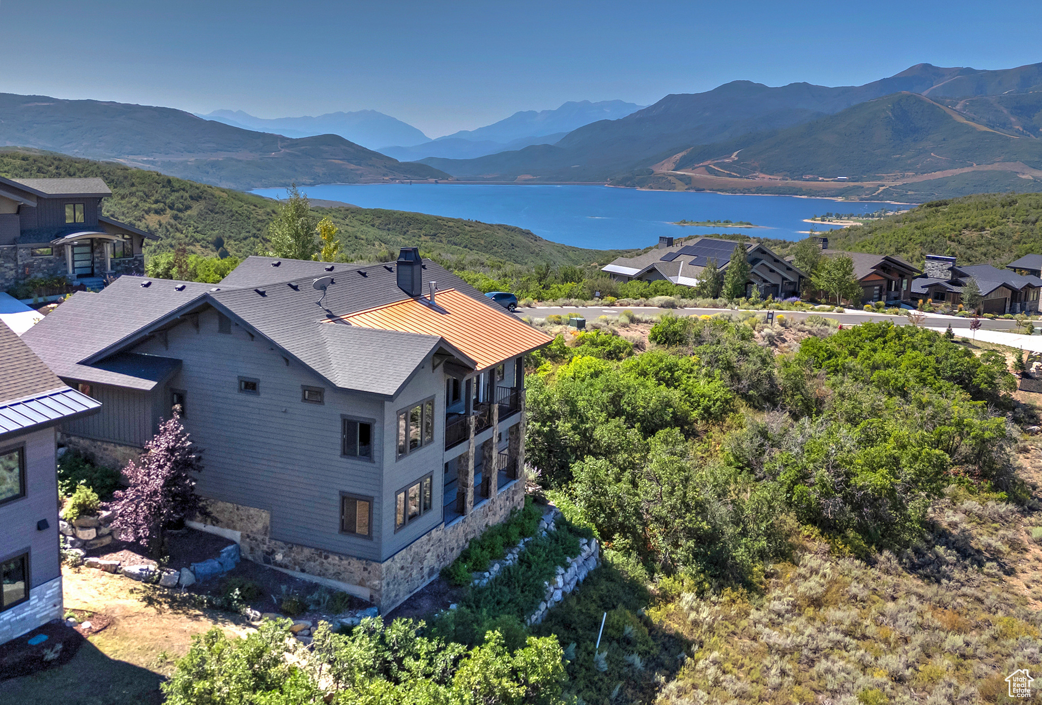 HIDEOUT CANYON - Residential
