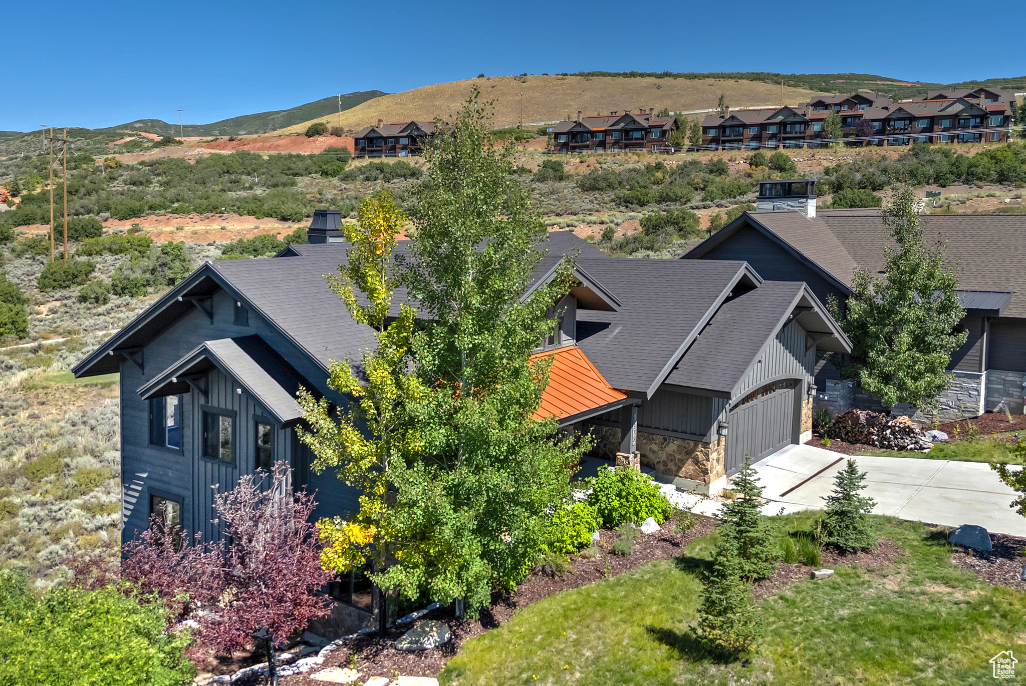 HIDEOUT CANYON - Residential