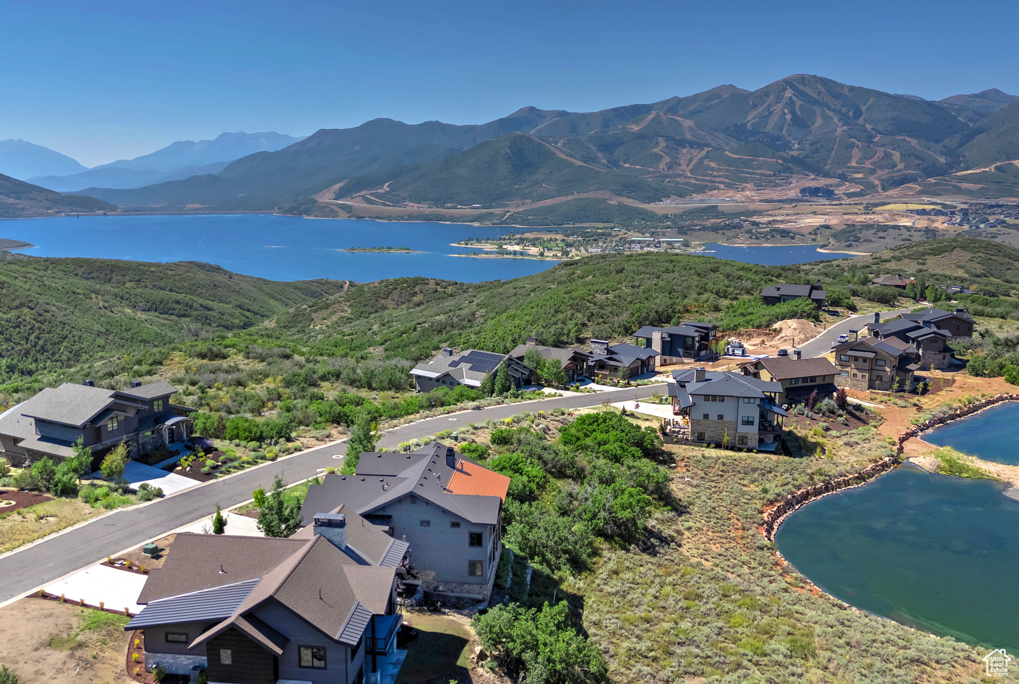 HIDEOUT CANYON - Residential