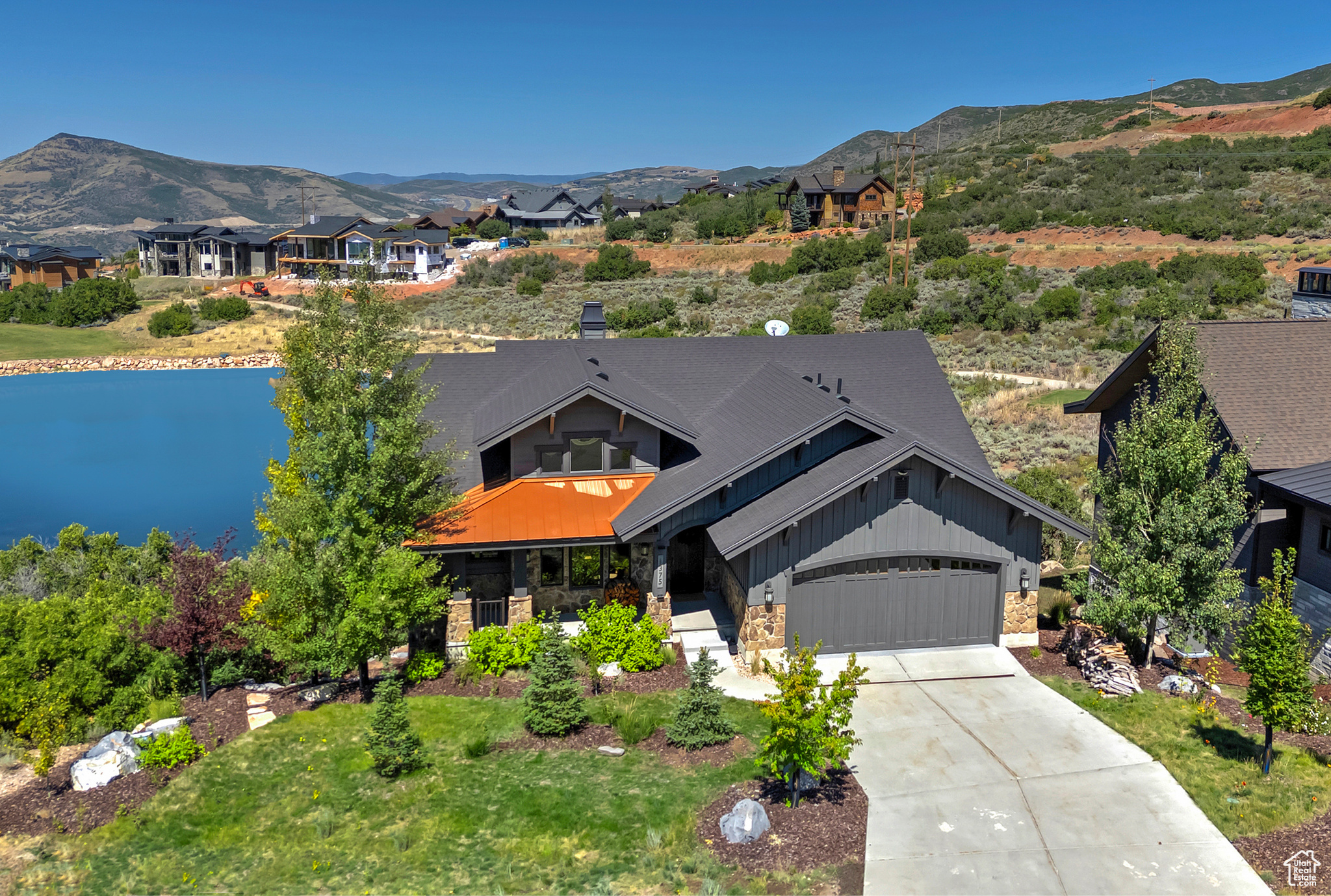 HIDEOUT CANYON - Residential