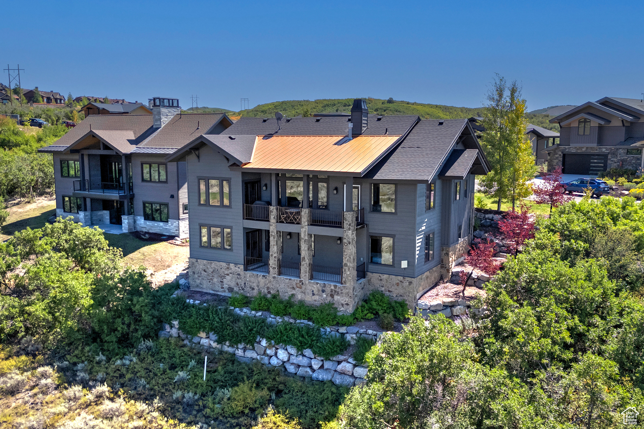HIDEOUT CANYON - Residential