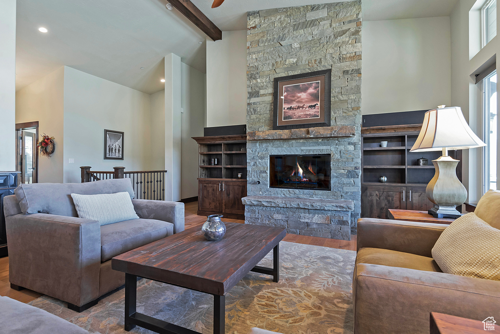 HIDEOUT CANYON - Residential