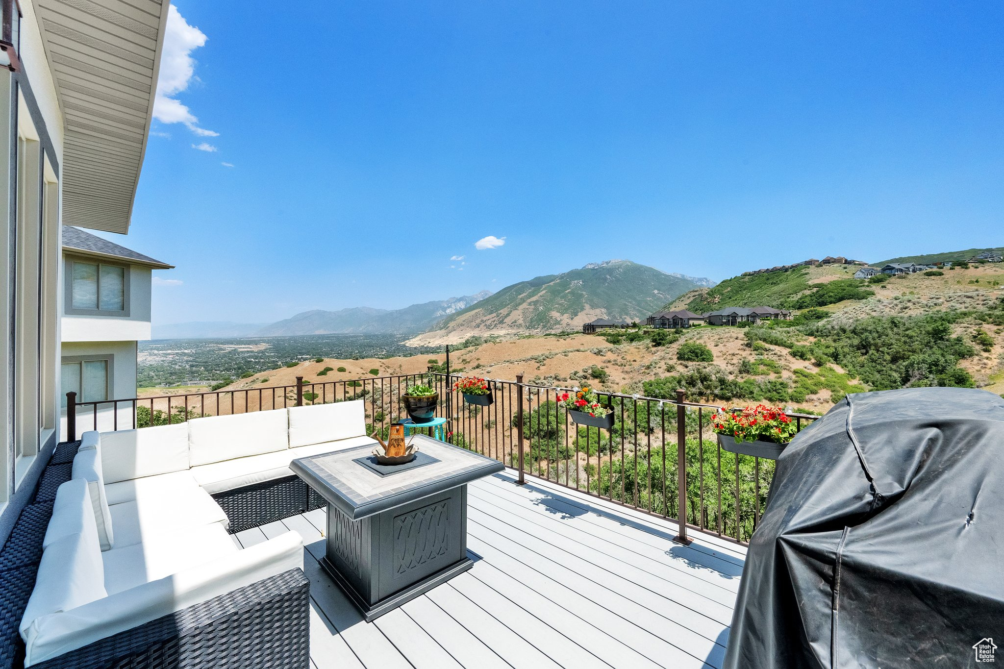 MONTANA VIEW ESTATES - Residential