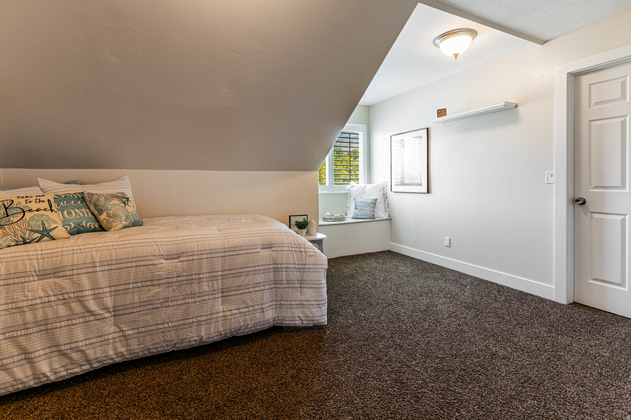 PINE CREST - Residential