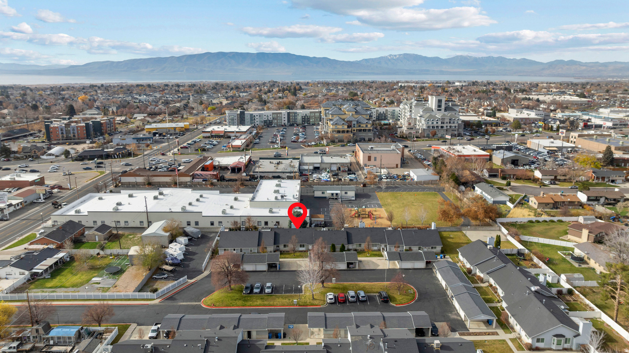 COBBLESTONES CONDOS - Residential