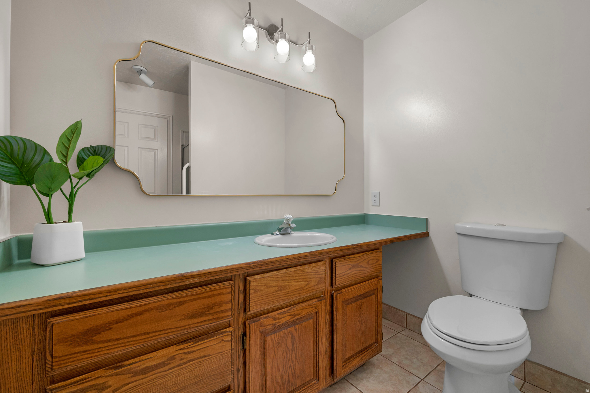 COBBLESTONES CONDOS - Residential