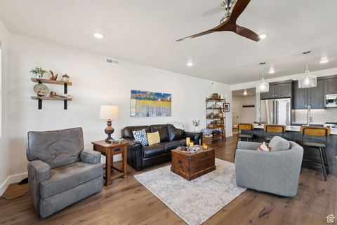 Tiny photo for 1121 W HELLING CIR #101, Heber City, UT 84032 (MLS # 2118168)