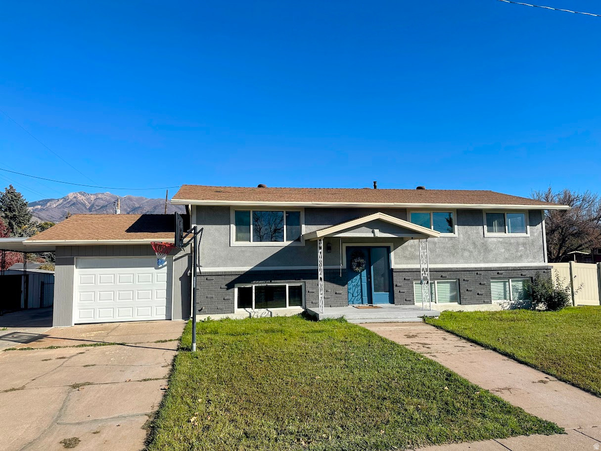 RIVER VALLEY - Residential
