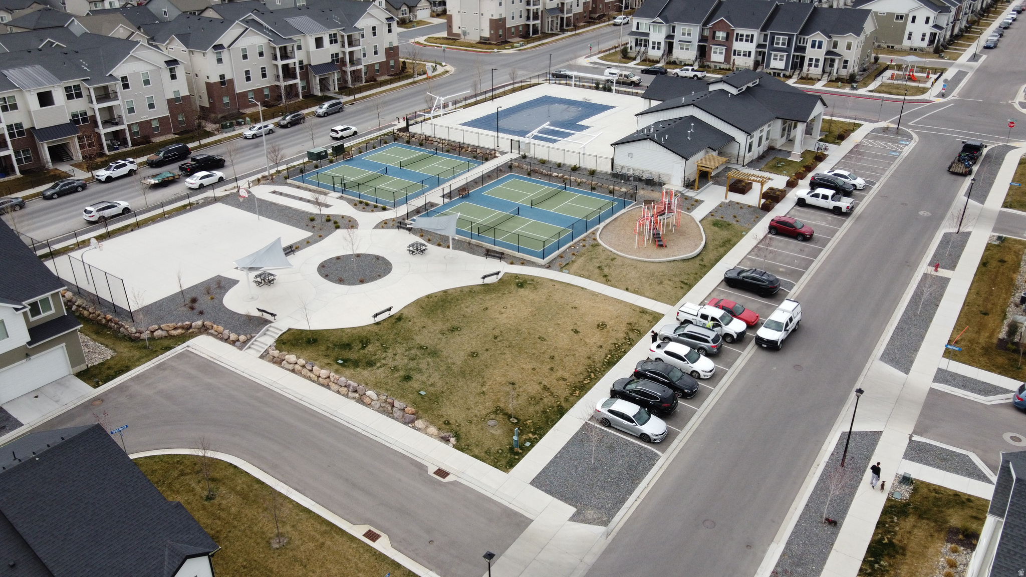 WILLOW POINT - Residential