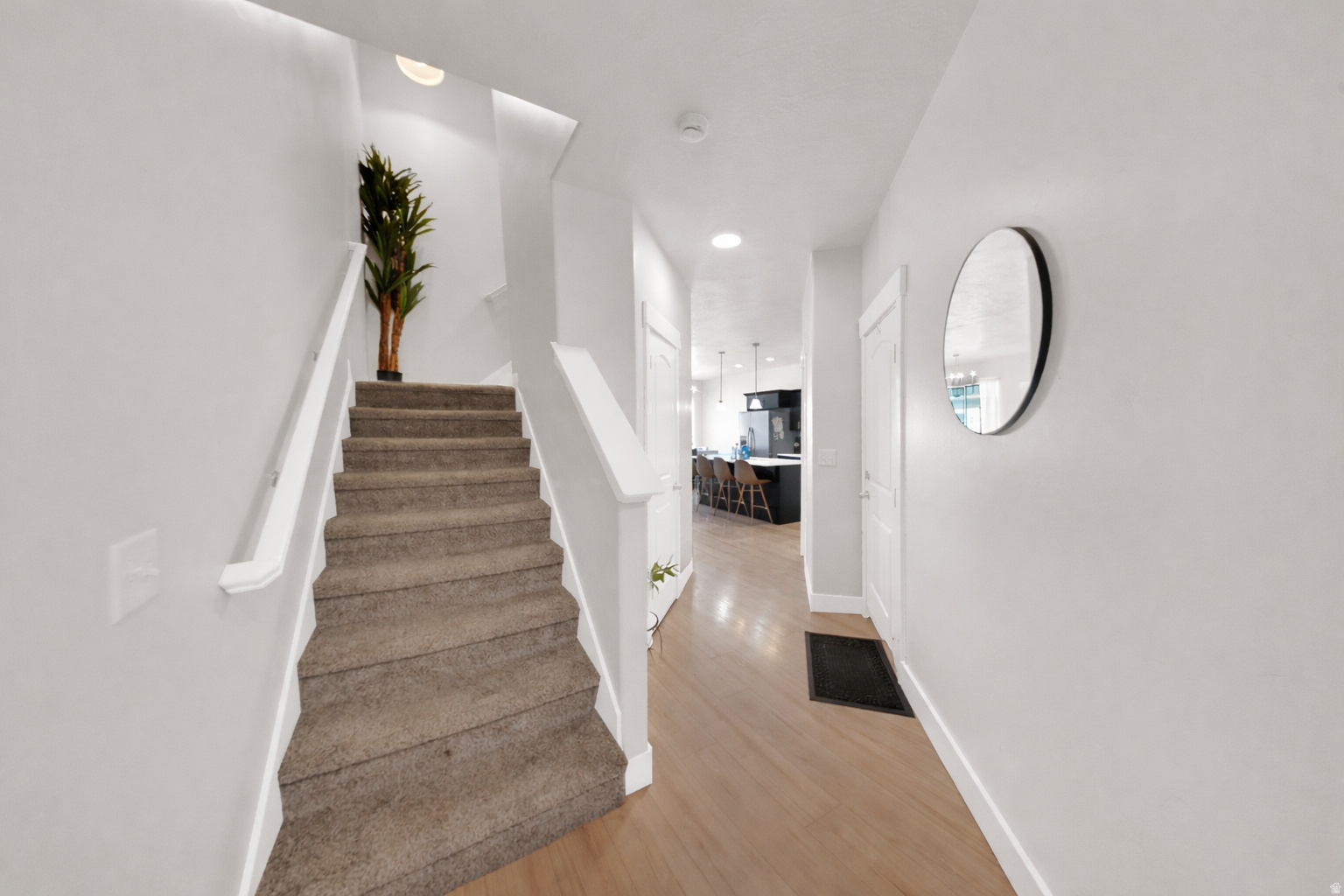 WILLOW POINT - Residential