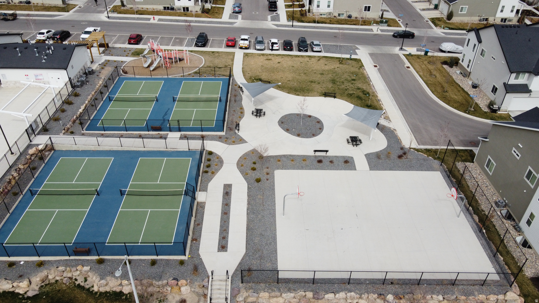 WILLOW POINT - Residential