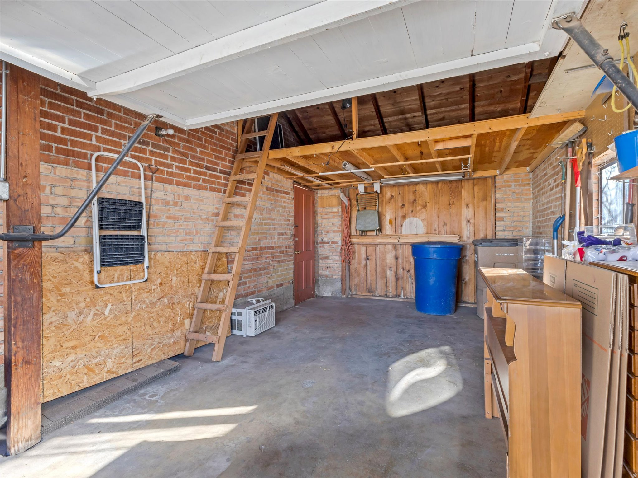 BROADMOOR - Residential