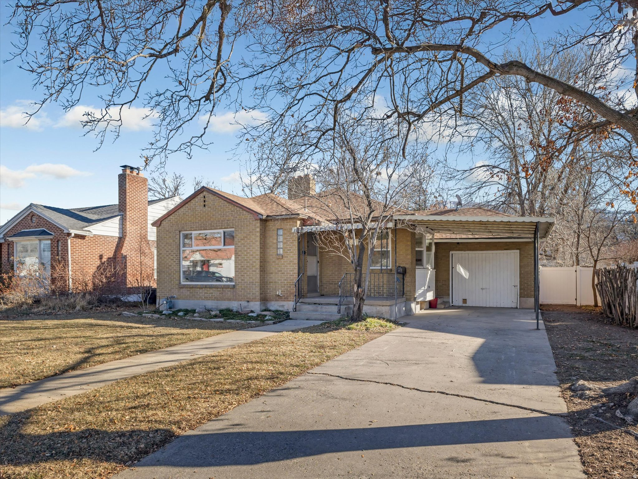 BROADMOOR - Residential