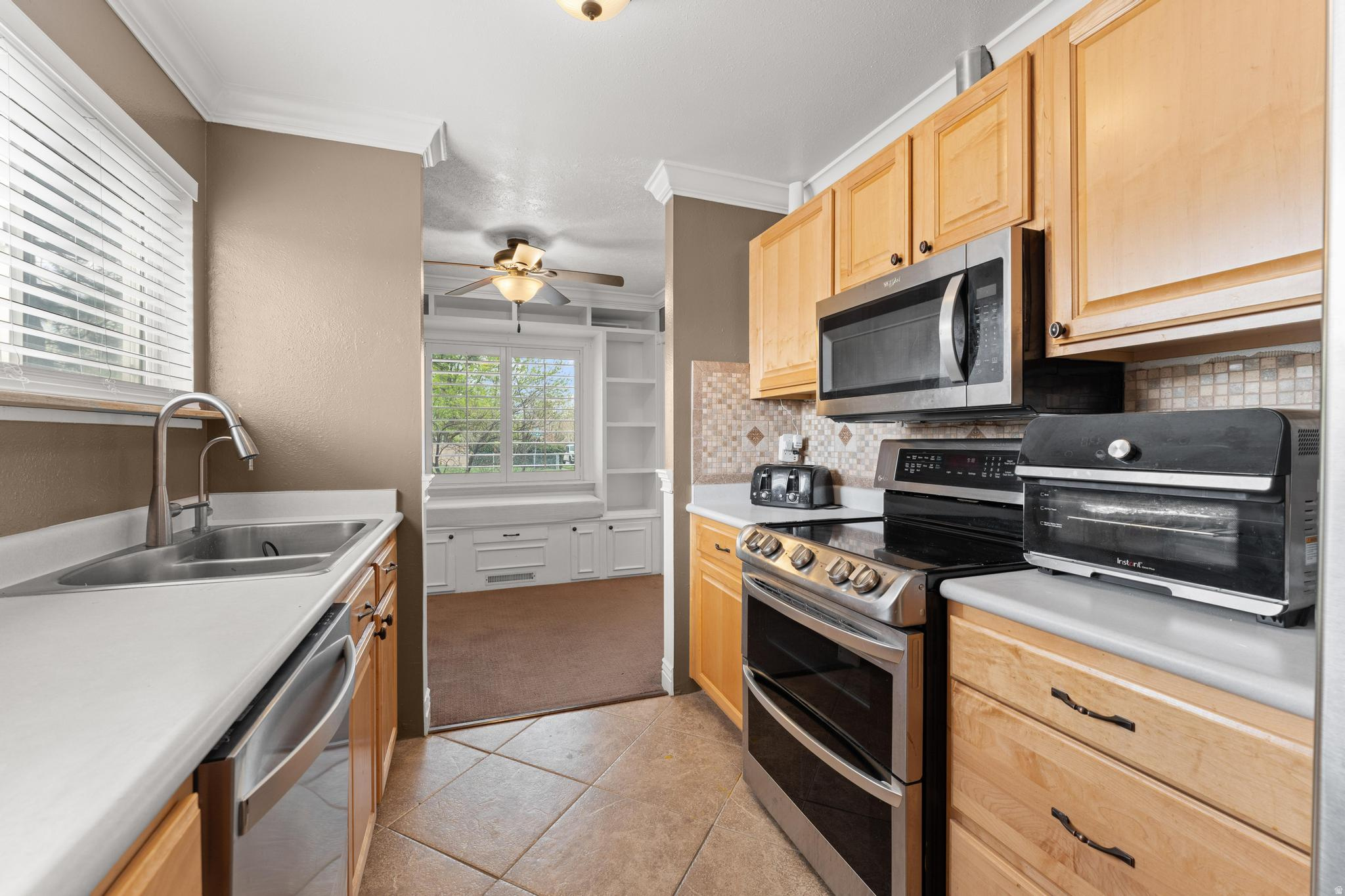 MURRAY DALE - Residential