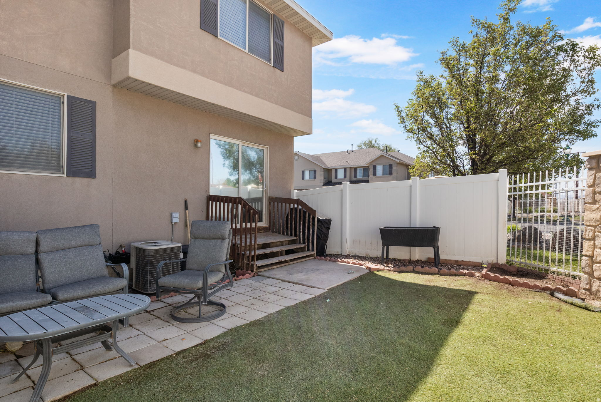 MADISON COVE - Residential