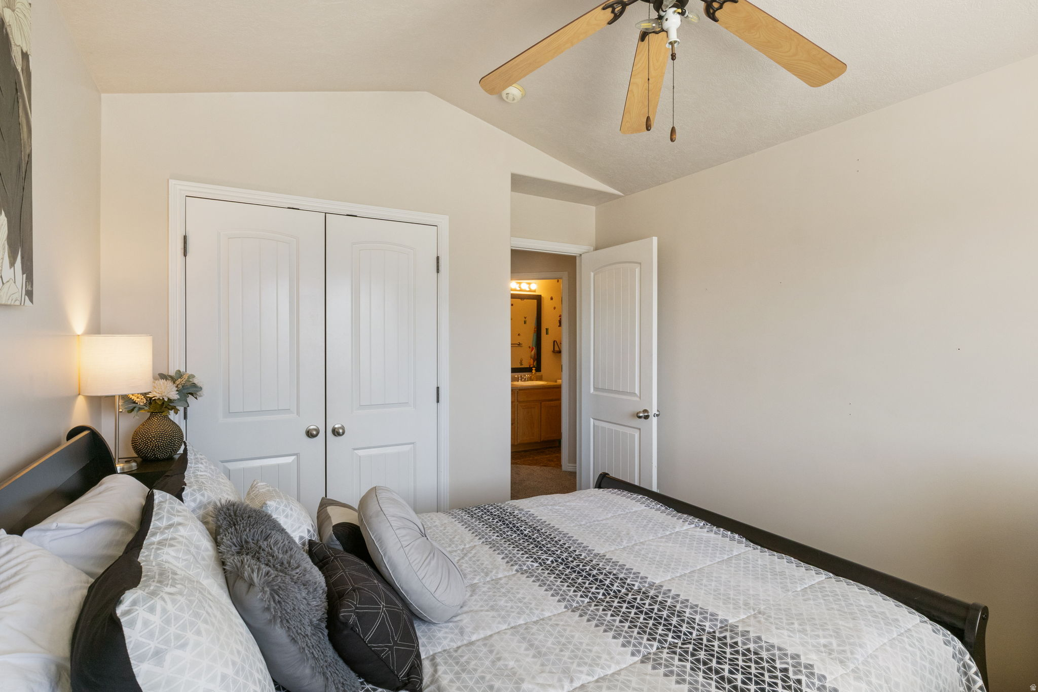 MADISON COVE - Residential
