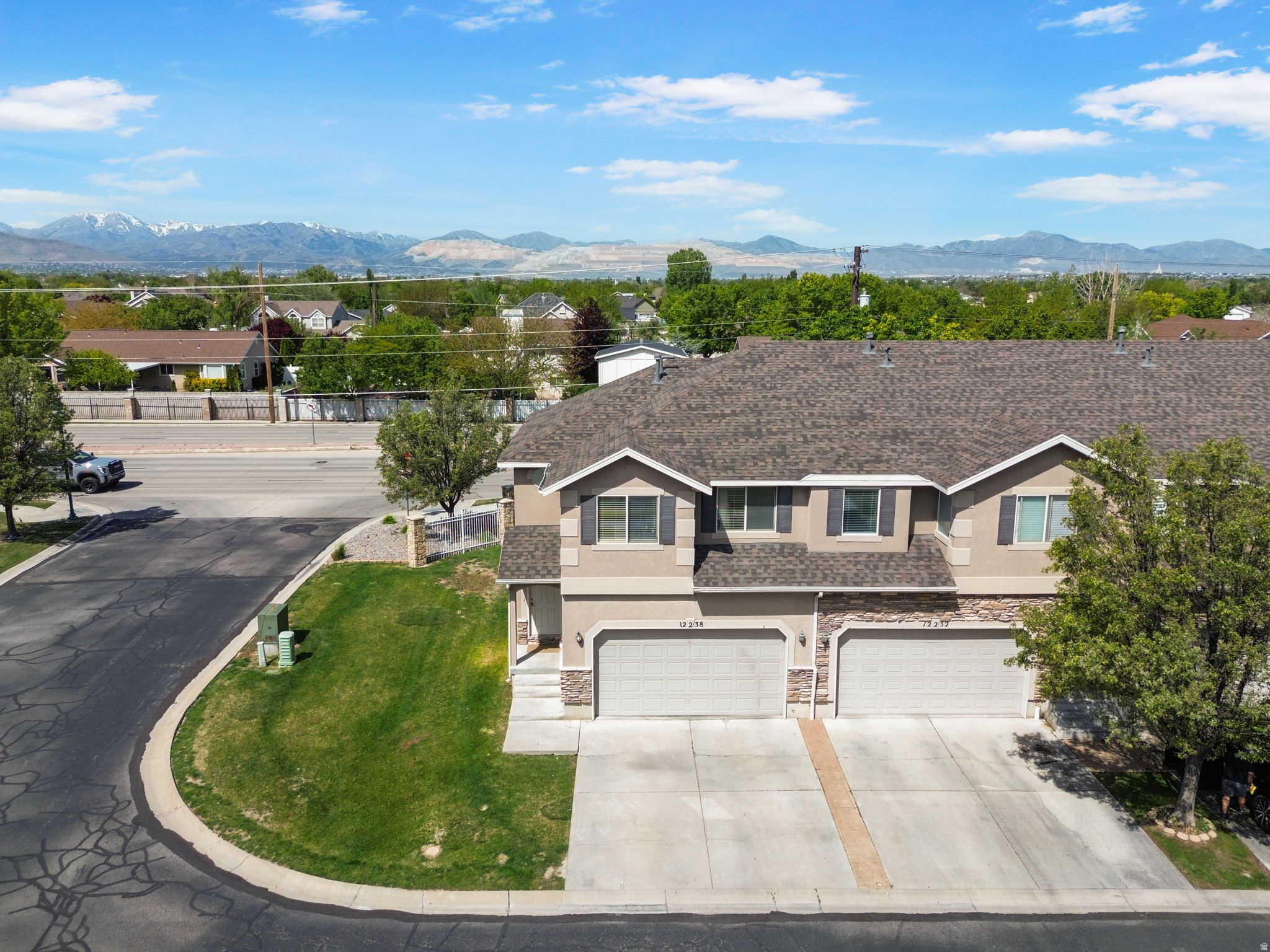 MADISON COVE - Residential